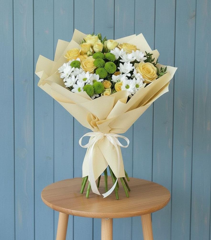 Букет цветов из: Хризантемы и Розы в Тоннельном