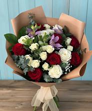 Букет цветов из:  Розы и Альстромерии #REPLACE_PRED# Тоннельном