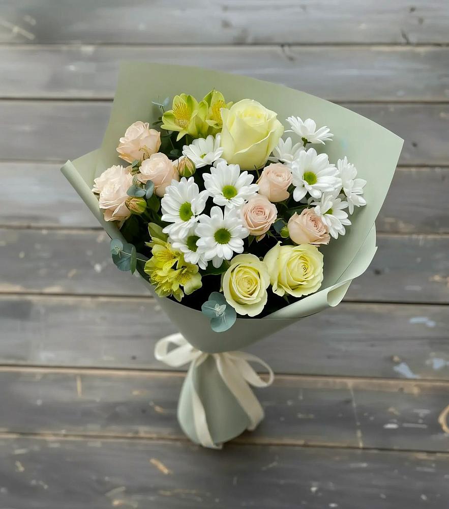 Букет цветов из: Альстромерии, Розы и Хризантемы в Тоннельном