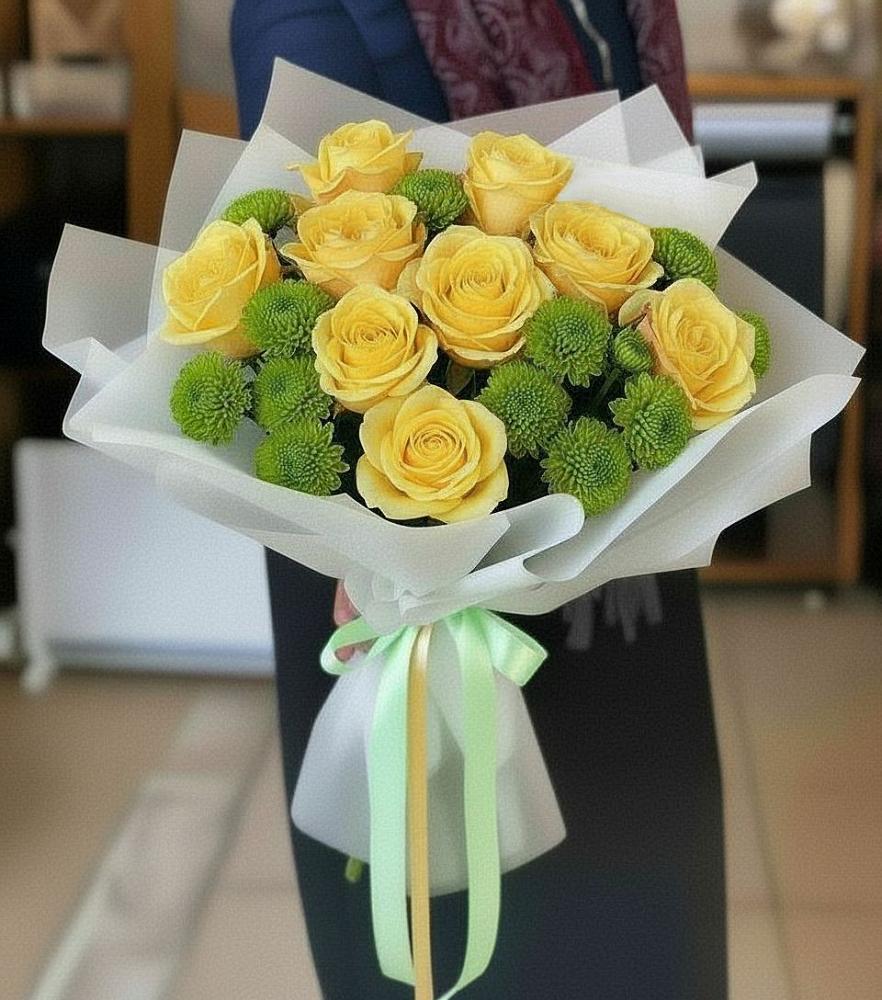 Букет цветов из: Хризантемы и Розы в Тоннельном