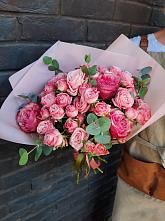 Букет цветов из:  Розы #REPLACE_PRED# Тоннельном