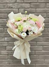 Букет цветов из:  Гвоздики, Розы, Лизиантусы и Хризантемы в Тоннельном