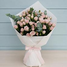 Букет цветов из:  Розы #REPLACE_PRED# Тоннельном