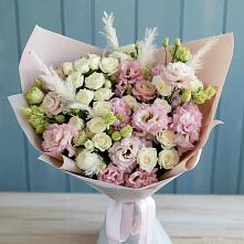 Букет цветов из:  Альстромерии и Розы в Тоннельном